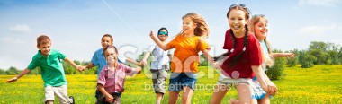 cropped-stock-photo-35066840-group-of-happy-running-kids.jpg